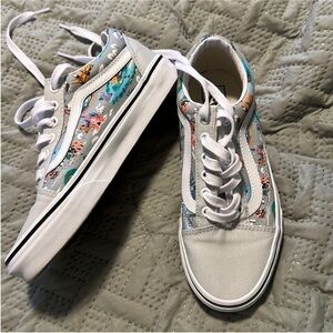 Disneyworld Vans